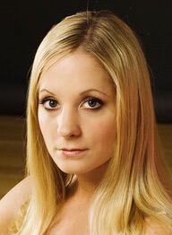 琼安·弗洛加特