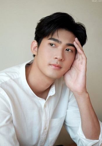 朱尼尔·卡杰布泓迪缇特·珈迪