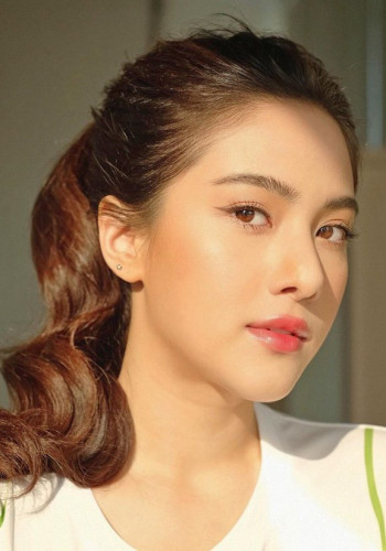 娜妮达·缇查希