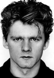 尼古拉斯·瓦德