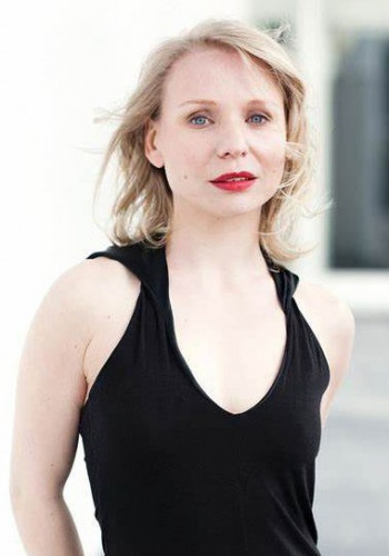 斯蒂芬妮·舍恩菲尔德