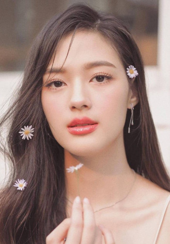 玫尼莎·楚赛萨库尔