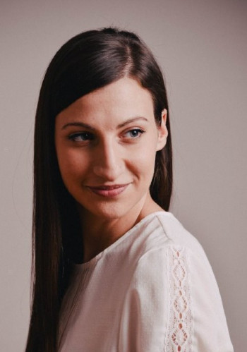 阿米拉·特兹么希奇