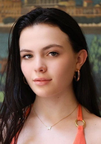 基娅拉·奥利勒拉