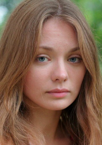 卡丽娜·拉祖莫夫斯卡娅