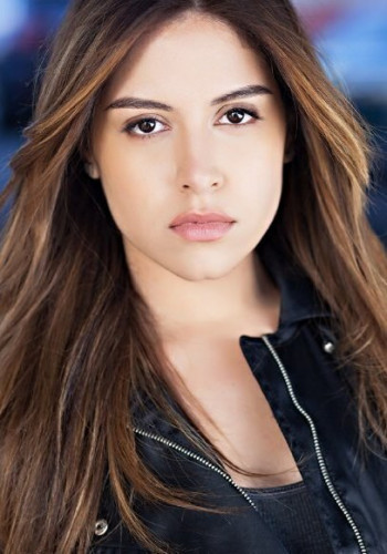 辛西娅·卡蒙娜