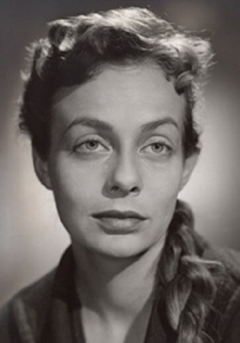 西尔维娅·埃克豪森