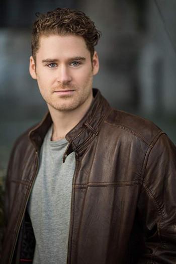 凯尔西·弗拉沃