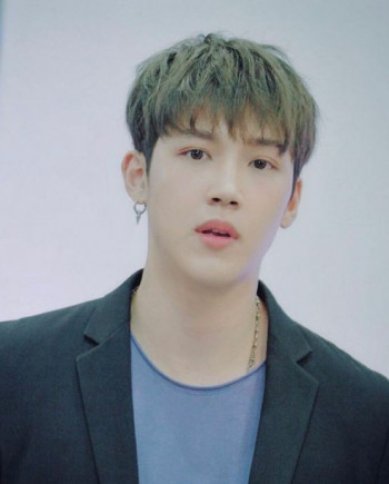 塔纳泰·查亚特