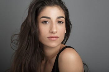 卡罗琳娜·尤斯特