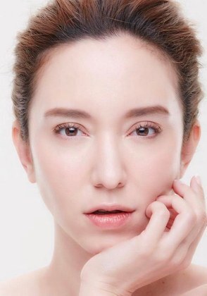 克劳迪娅·查可拉班杜·那·阿育他亚