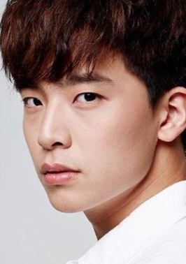 萨拉·纳拉帕塞尔库