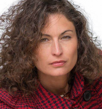 亚历山德拉·罗伯特