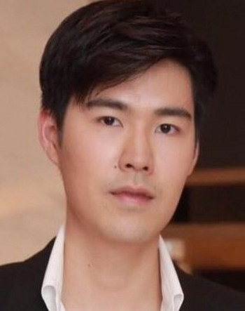 克瑞斯.谭纳凯瑞提.肖恩威尼希