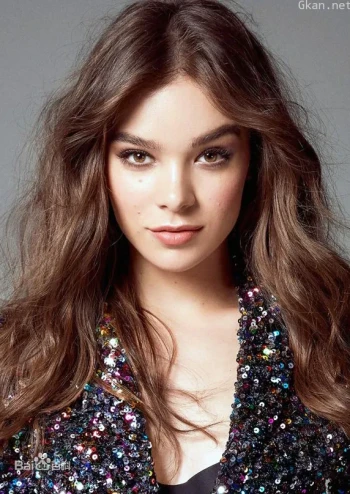 海莉·斯坦菲尔德