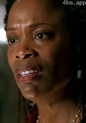 查莱宁·伍德拉德