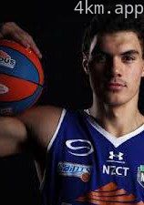 斯蒂夫·亚当斯