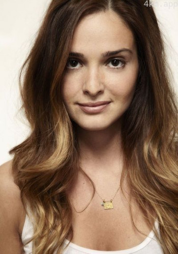 格罗瑞亚·沃特西斯