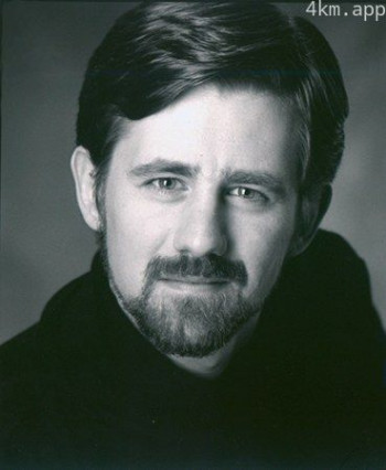 布鲁斯·哈伍德