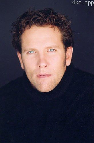 汤姆·麦克科马斯