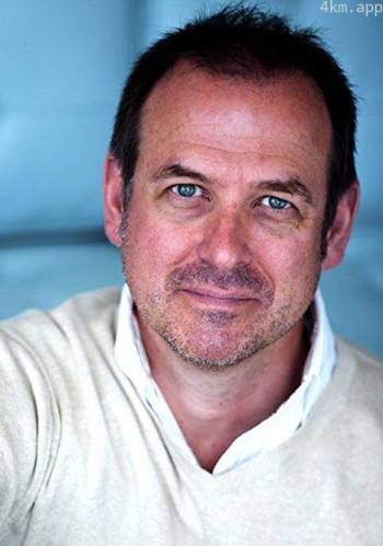 伊恩·詹姆斯·科里特