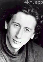 尼古拉斯·罗尔