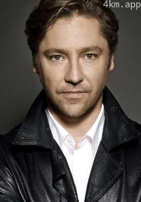 尼基·冯·坦珀霍夫