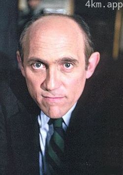 阿尔明·谢摩尔曼