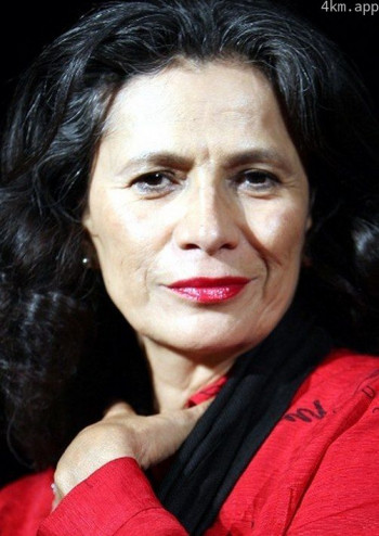 帕特里夏·雷耶斯·斯平多拉