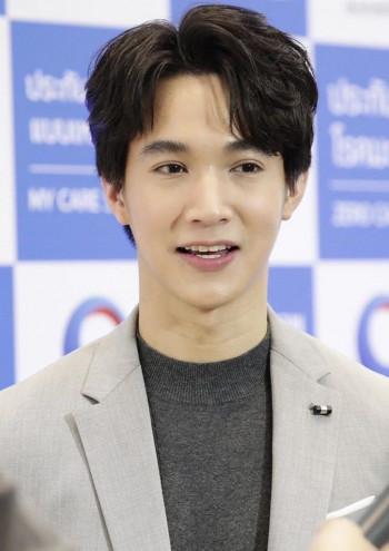 鲁安格里特·西里帕尼特