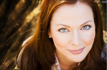 安娜·伊斯特登