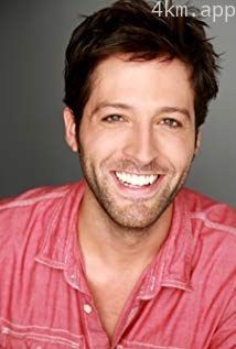 赛勒斯·亚历山大