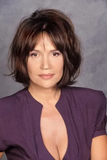 克莱门汀·塞拉里耶