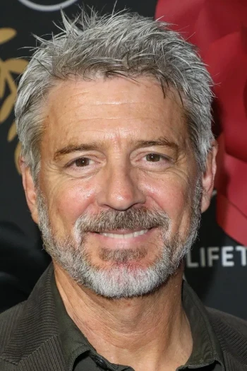 克里斯托弗·科辛斯