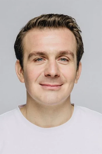 安东·瓦西利耶夫