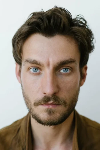 维克托·米哈伊洛夫