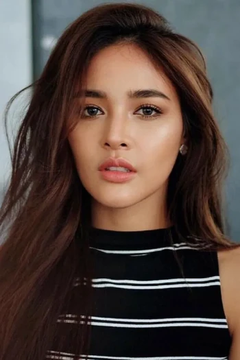 丰迪帕·瓦查拉泽固