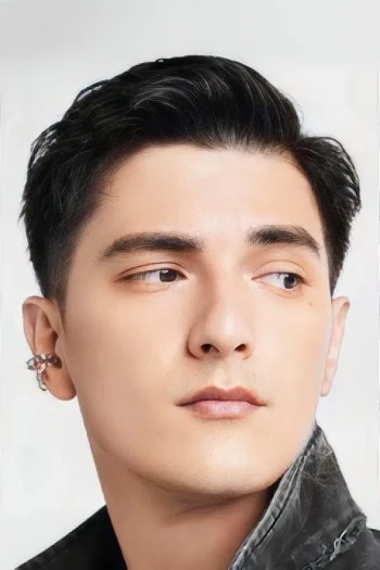 齐纳吾·英塔拉库辛