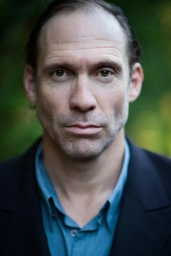 史蒂芬·李·马奎德