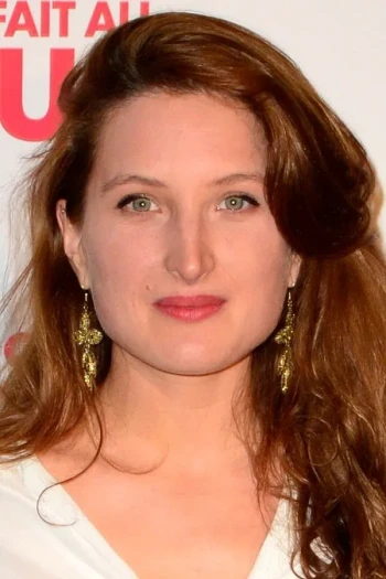 茱莉亚·皮亚彤