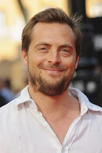 斯蒂芬·坎贝尔·莫尔