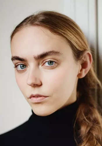 瓦莱娅·索罗拉