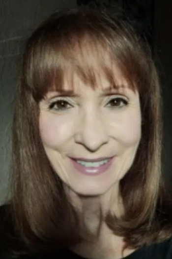 伊莲·阿普鲁泽西