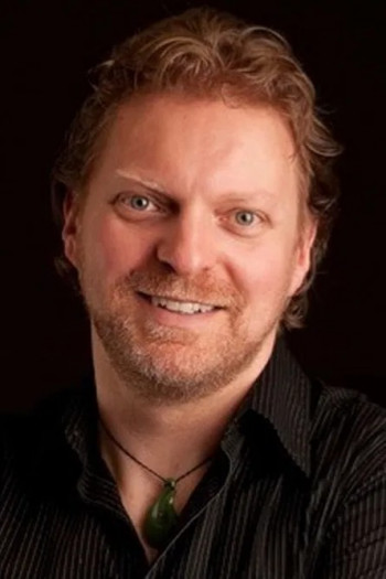 艾力克斯·萨哈拉