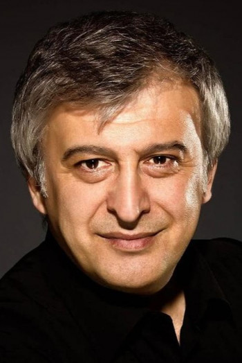 哈塞·阿维尼·丹亚尔