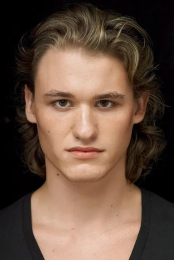 迪伦·普莱费尔