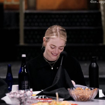 周六夜现场：艾玛·斯通\/Noah Kahan